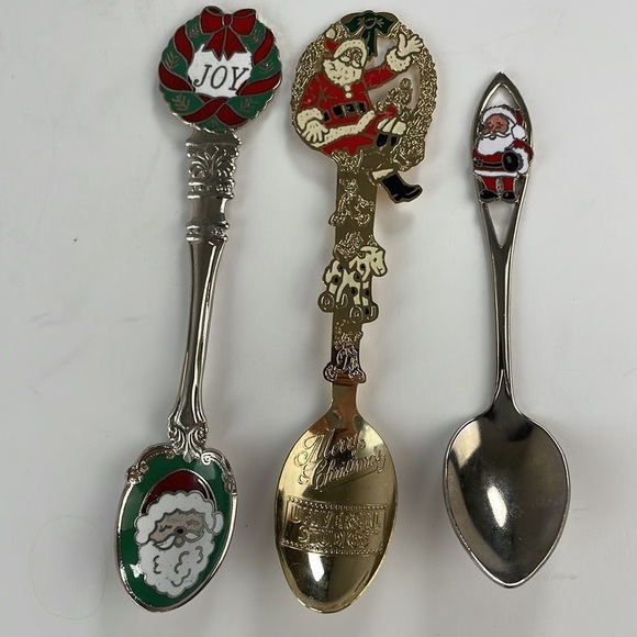 Vintage Collectable Christmas Spoons - Picture 12 of 12